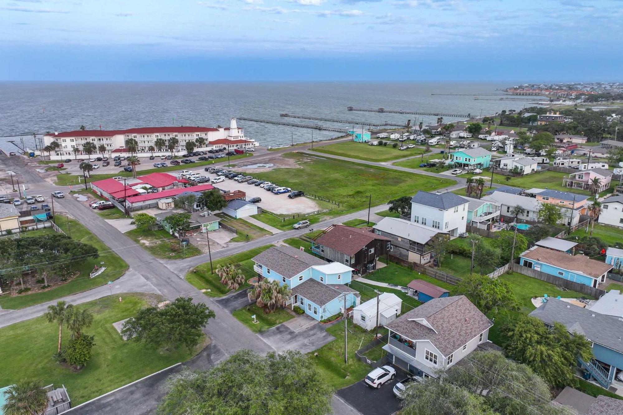 Beautiful Rockport Townhome - Walk To Aransas Bay! Ngoại thất bức ảnh